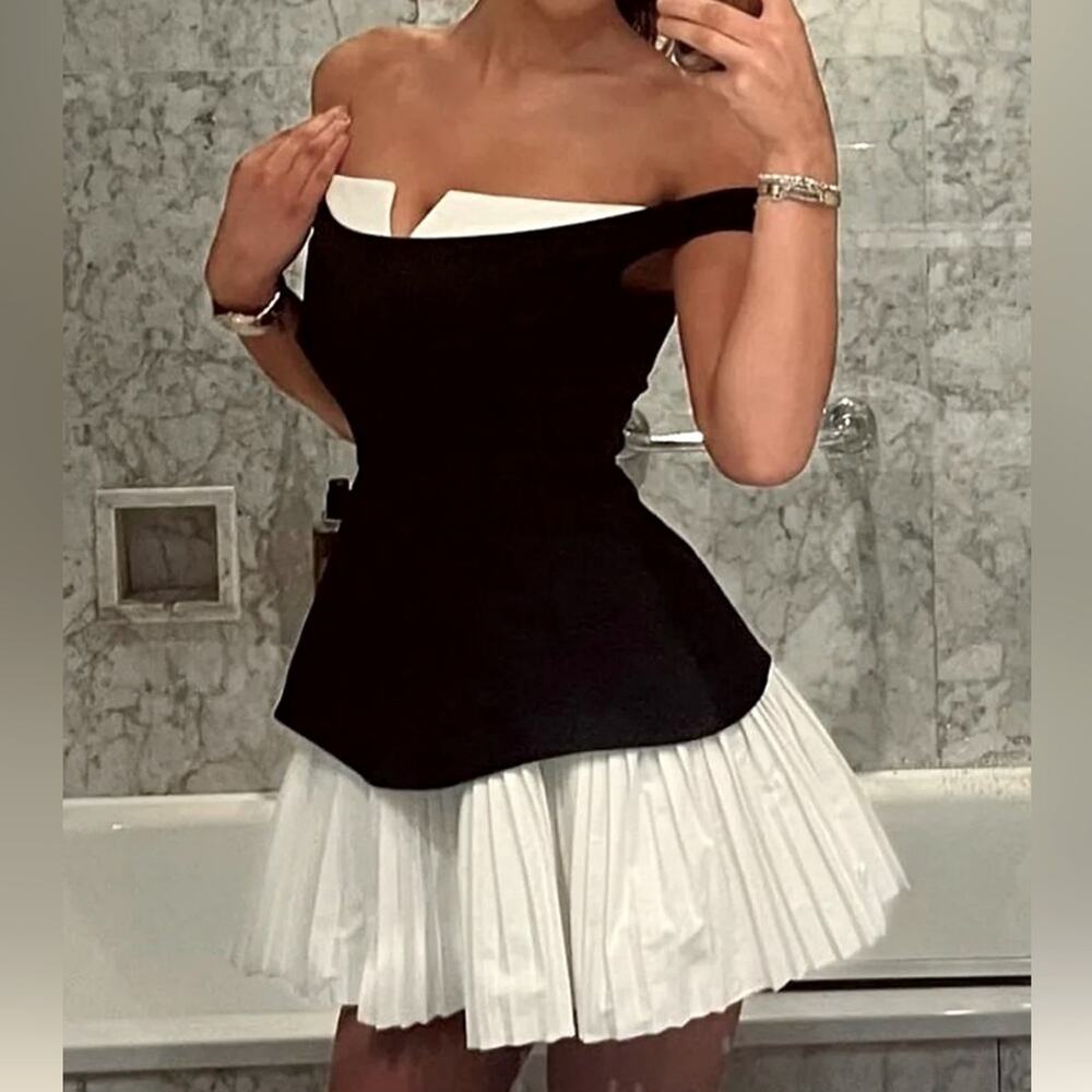 NWT REVOLVE & OLD MONEY lovers COMMENSE MINIMALIST black white mini DRESS S